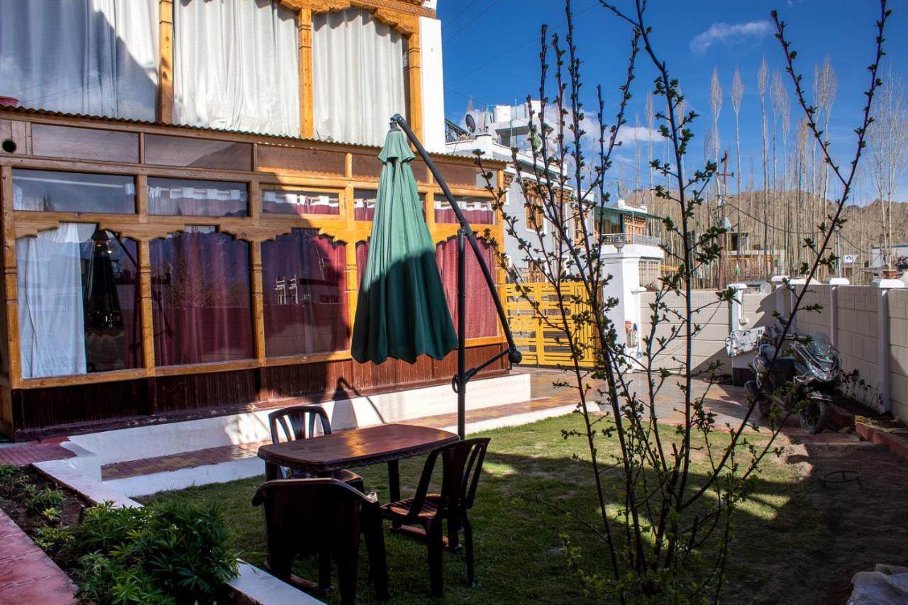 Laksdup Guest House Leh Kültér fotó
